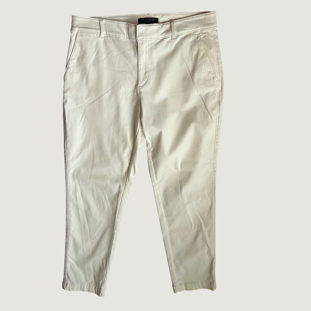 Banana Republic Sloan Skinny Chino Pants Women's 10 Short Off White Snow Day